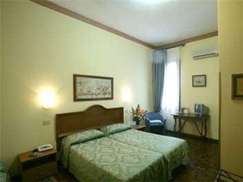 Hotel Florida Венеция Экстерьер фото