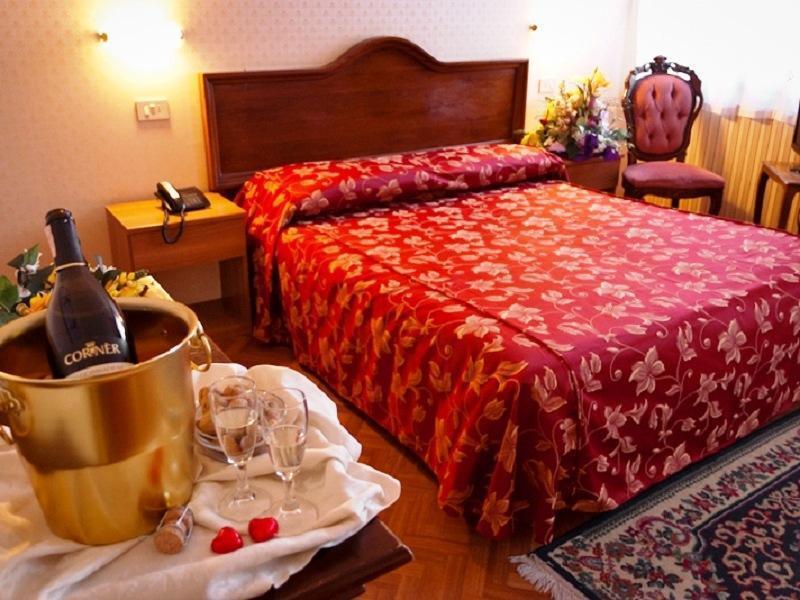 Hotel Florida Венеция Экстерьер фото