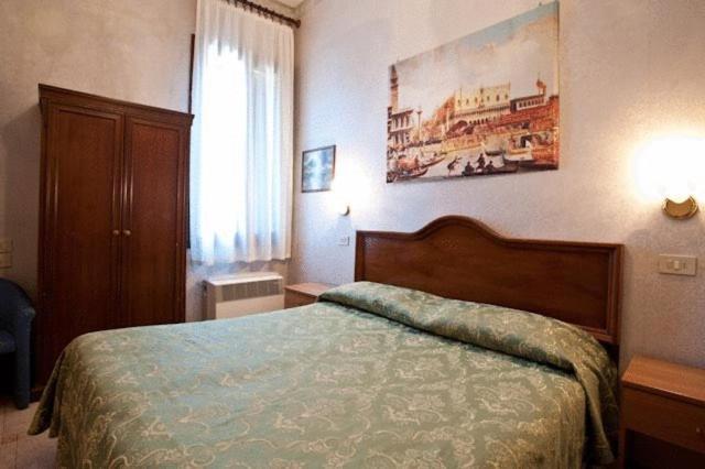 Hotel Florida Венеция Экстерьер фото